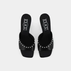 AVRIL- SANDALI NERO CLW389200