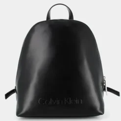 EMBOSSED CALVIN- ZAINI BLACK 13185-BEH