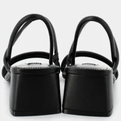 1- SANDALI NERO T-EASE