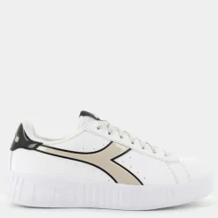 STEP P- SPORTIVE SOLITARY STAR 101.178335