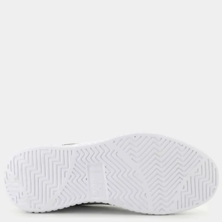 STEP P- SPORTIVE SOLITARY STAR 101.178335