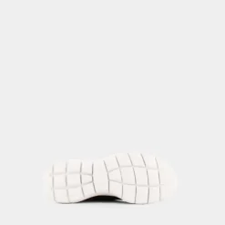 SUMMITS- SPORTIVE Black Mesh/Trim 232457